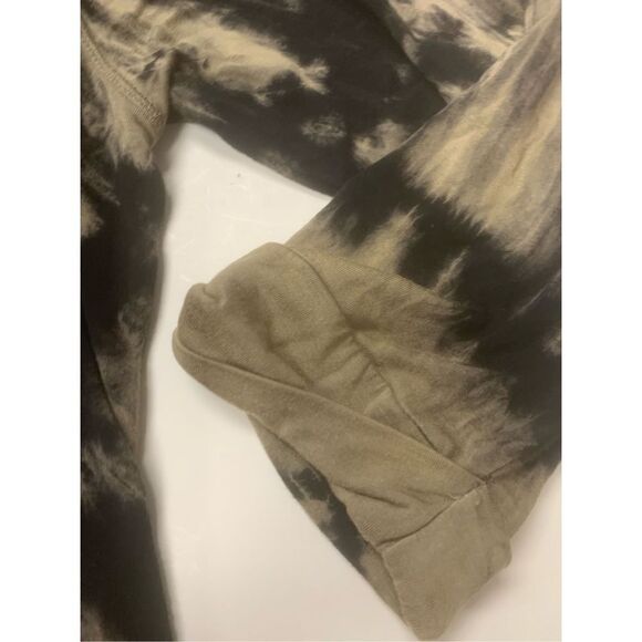 Tie Dye Studded T-shirt - Picture 3 of 9